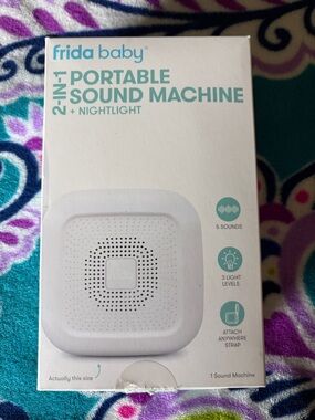 Frida Baby White Portable Sound Machine with Nightlight